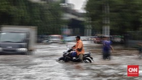 Daftar 3 Kelurahan dan 7 Ruas Jalan Terendam Banjir di Jakarta