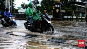Ahli Ungkap Alasan Air Hujan Tak Bisa Langsung Diminum