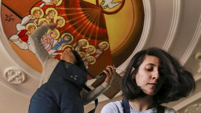 FOTO: Goresan Mural Unik Dua Saudari Hiasi Gereja di Mesir