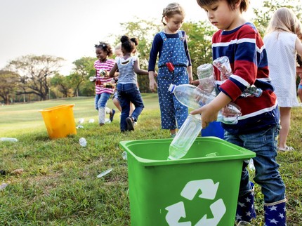 4 Manfaat Si Kecil Perlu Belajar Gotong Royong Sejak Dini
