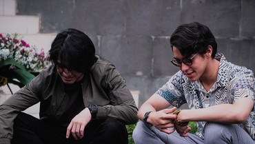 Jefri Nichol Foto Bareng Ardhito Pramono, Disebut 'Duo Pemakai'