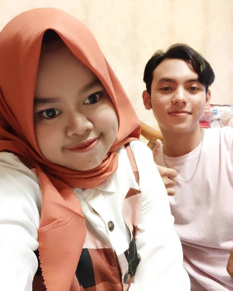 Kekeyi dan Pacar Baru Kekeyi dan Pacar Baru