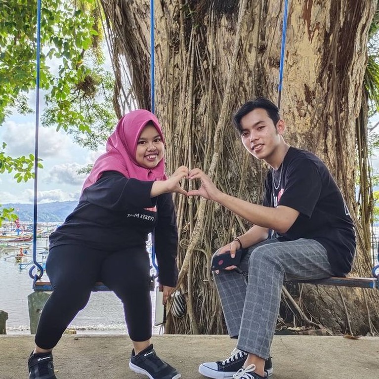 Kekeyi dan Pacar Baru Kekeyi dan Pacar Baru