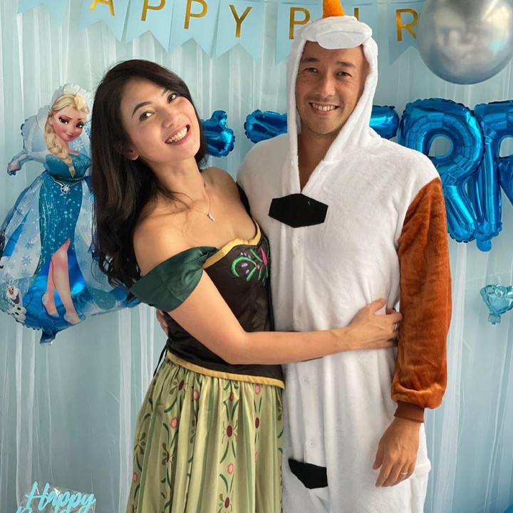 <p>ilihat dari laman Instagram-nya, Kinaryosih dan suami selalu menyempatkan diri untuk menghabiskan waktu bersama. Kinar dan suami pun tak pernah ketinggalan untuk merayakan ulang tahun masing-masing. (Foto: Instagram: @kinaryosihmoney)</p>