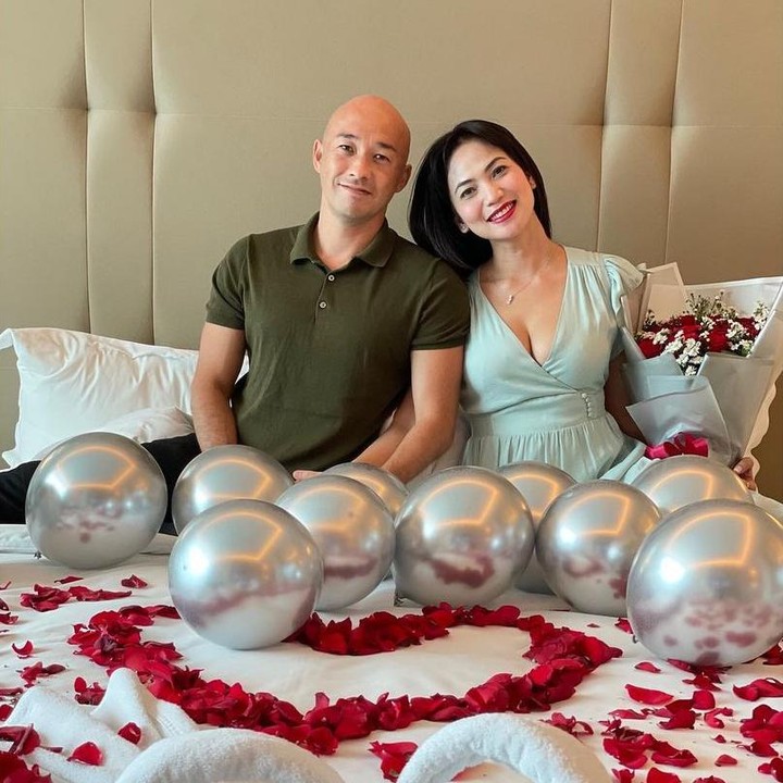 <p>Sebelum mempersunting Kinaryosih, Brett Money dikabarkan menjadi mualaf. Kehidupan pasangan ini pun harmonis meski berbeda budaya. (Foto: Instagram @kinaryosihmoney)</p>