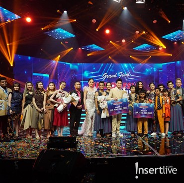 9 Potret Kilas Balik Panggung Meriah Grand Final Indonesia Mencari Bakat 2021