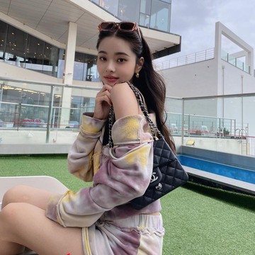 Heboh Influencer Korea Song Jia Mengaku Pakai Barang Branded Palsu, Simak Penjelasannya di Sini
