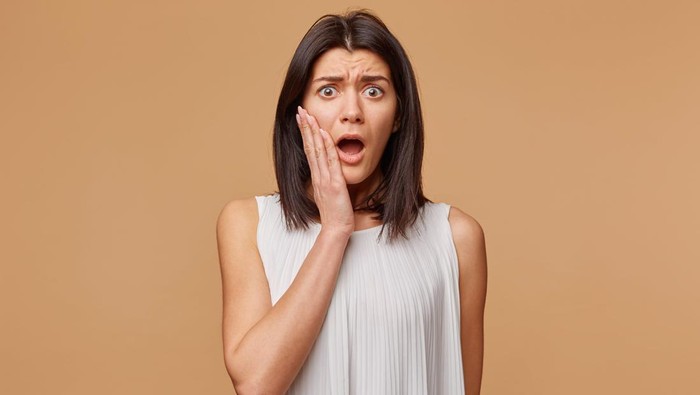 5 Kebiasaan Sehari-hari Ini Tanpa Sadar Bikin Kulit Keriput dan Cepat Tua, Termasuk yang Kamu Lakukan?