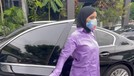 Tya Ariestya baru saja merubah penampilannya dan memutuskan berhijab yang tuai pujian&period; Yuk intip potretnya&excl;