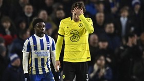 FOTO: Ditahan Brighton, Chelsea Makin Jauh dari Gelar Liga Inggris