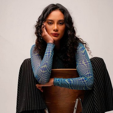 Erika Carlina Diminta Jadi Mualaf, Begini Reaksi Orang Tua