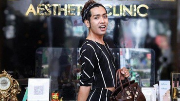 img-title Reza Rahadian Disebut Mantan Kekasihnya, Begini Kata Kim Hawt