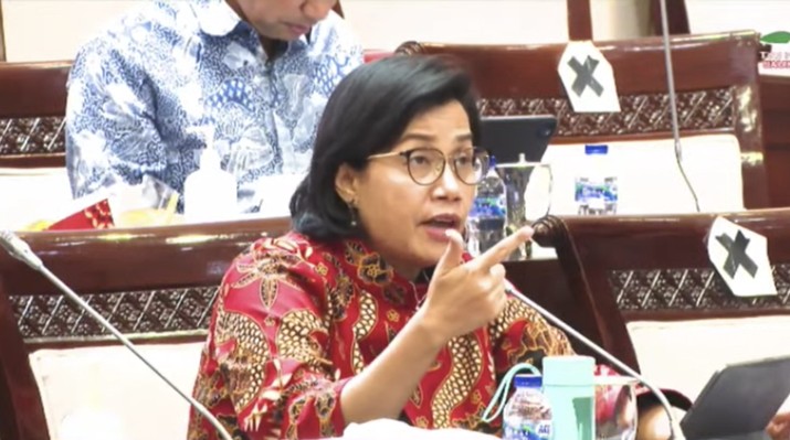 KOMISI XI DPR RI RAPAT KERJA DENGAN MENTERI KEUANGAN RI, SRI MULYANI (Tangakapan Layar Youtube) KOMISI XI DPR RI RAPAT KERJA DENGAN MENTERI KEUANGAN RI, SRI MULYANI (Tangakapan Layar Youtube)