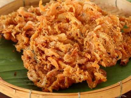 3 Resep Peyek Udang Renyah dan Tahan Lama, Enak Anti Melempem