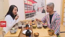 VIDEO: Sensasi Makan di Resto Ala Jepang