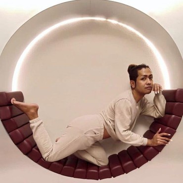 Kim Hawt Akui Suka Sesama Jenis, Reza Rahardian & Tora Sudiro Terseret