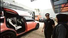 7 Potret Mobil Tesla Pink Baby AH Atta Halilintar dan Aurel Hermansyah telah mempersiapkan satu unit mobil Tesla yang telah dimodif untuk baby AH. Yuk intip!