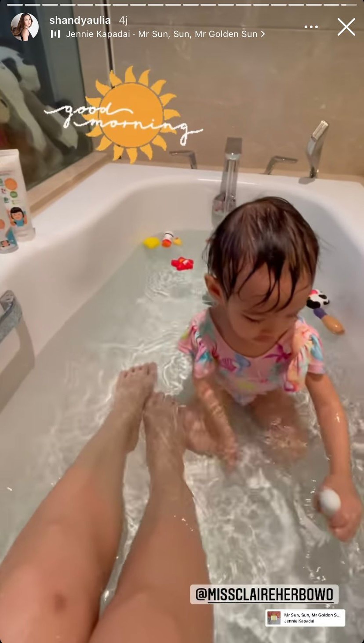 Shandy Aulia dan keluarga baru saja menyelesaikan liburan mereka di Amerika dan jalani karantina&period; Yuk intip potretnya&excl;