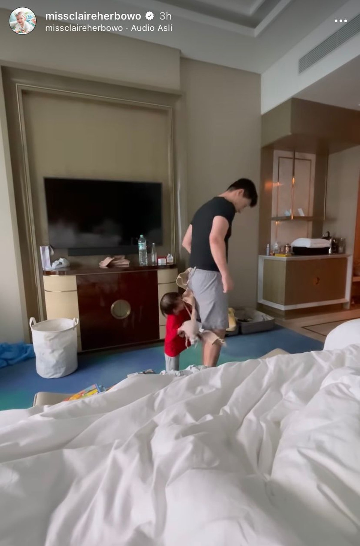 Shandy Aulia dan keluarga baru saja menyelesaikan liburan mereka di Amerika dan jalani karantina&period; Yuk intip potretnya&excl;