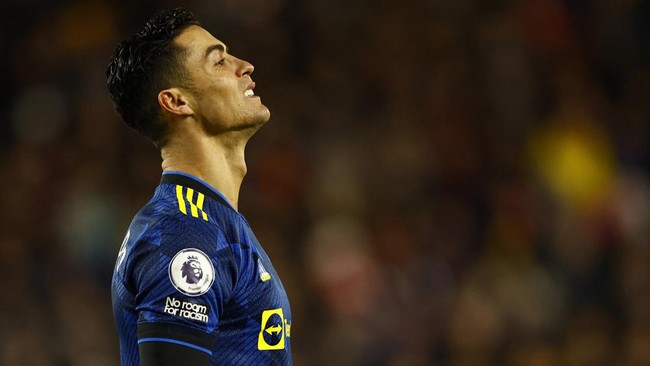 Cristiano Ronaldo berpeluang masuk dalam kelompok elite di Manchester United bila mampu mencetak gol di laga lawan Burnley.