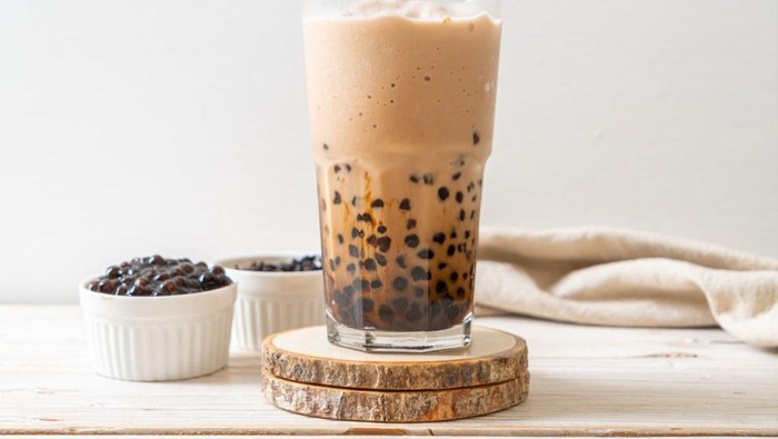 Ungkap Kepribadian Seseorang dari 5 Milk Tea Favoritnya, Penyuka Almond Milk Tea Orangnya Sweet Banget!