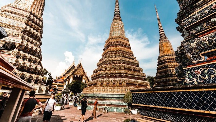 5 Larangan Ini Perlu Dipatuhi Saat Berkunjung ke Thailand, Termasuk Jangan Tepuk Tangan? 5 Larangan Ini Perlu Dipatuhi Saat Berkunjung ke Thailand, Termasuk Jangan Tepuk Tangan?