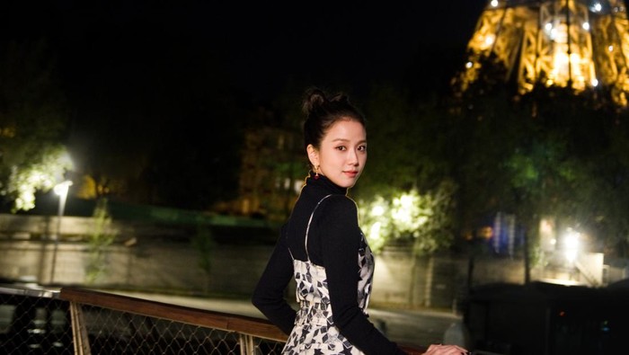 Bertolak ke Paris Fashion Week, Simak Airport Style Modis Jisoo BLACKPINK Bertolak ke Paris Fashion Week, Simak Airport Style Modis Jisoo BLACKPINK
