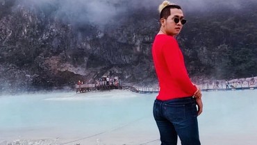 img-title 3 Aktor Terseret Pernyataan Kim Hawt soal Pacari Artis Cowok