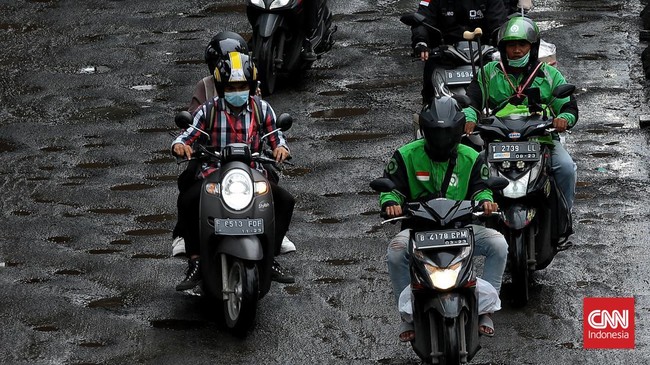 Polda Metro Jaya mencatat ada 27 kecelakaan lalu lintas yang terjadi di wilayah Jakarta dan sekitarnya akibat jalan berlubang sepanjang musim hujan Januari 2026