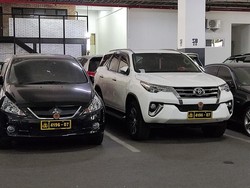 Waka DPR soal Pelat Mobil Arteria: Mungkin Ada Komunikasi dengan Ditlantas