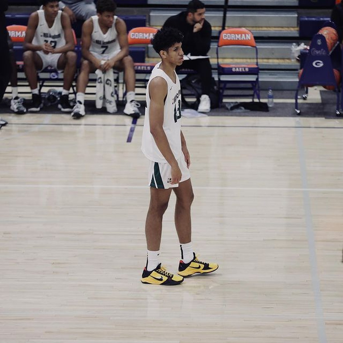 Nama Derrick Michael seorang pebasket muda Indonesia yang berhasil masuk NBA Global Academy&period; Yuk intip&excl;