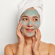 5 Tanda kulit Wajah Mengalami Eksfoliasi Berlebihan, Salah Satunya Jerawatan