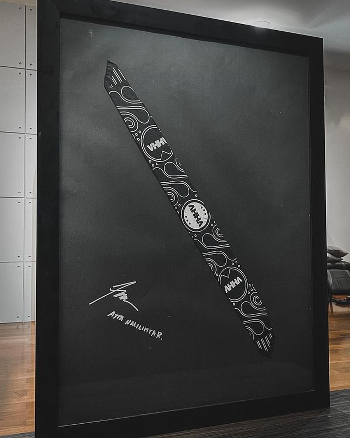 Atta Halilintar melelang bandana yang biasa ia pakai usai jalani transplantasi rambut di Turki&period; Yuk intip transformasinya&excl;