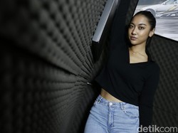 Anindita Hidayat di Antara Ariel NOAH dan Ariel Tatum