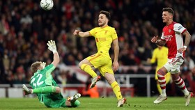 Liverpool vs Arsenal Berebut Kado Natal Indah