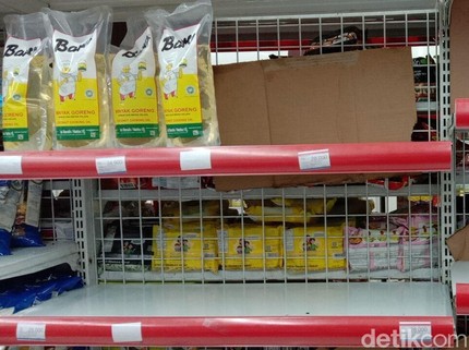 Bunda, Ternyata Ini Penyebab Minyak Goreng Rp14 Ribu Sulit Dicari