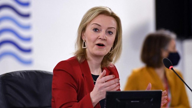 Mengenal Liz Truss, mantan Menlu Inggris yang menjadi PM Inggris baru menggantikan Boris Johnson setelah memenangkan pemilihan Partai Konservatif.