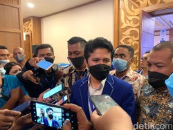 Soal Kursi Ketua Demokrat Jatim, Emil Dardak Serahkan Keputusan Akhir ke DPP
