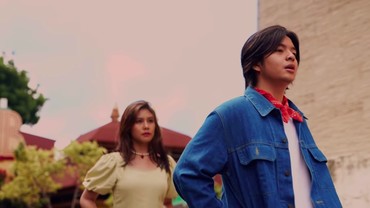 img-title Giliran Angga Yunanda Jadi Model Video Klip NOAH 'Menghapus Jejakmu'
