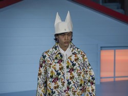 Louis Vuitton Tampilkan Karya Terakhir Virgil Abloh di Paris