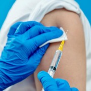 Ini Efek Samping Langka Akibat Vaksin Covid-19 AstraZeneca dan Penjelasan Terbaru BPOM, Simak!