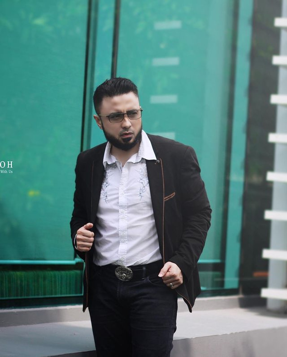 Rizal Djibran mengumumkan kabar bahagia akan melepas masa lajangnya usai gagal nikah 10 kali&period; Yuk intip potret terbarunya&excl;