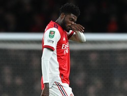 Diusir Wasit, Thomas Partey Minta Maaf ke Fans Arsenal