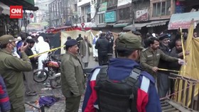 VIDEO: Bom Meledak di Pasar Pakistan. 3 Tewas. Puluhan Luka