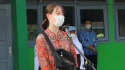 img-title Geger! Oikawa Izumi Jadi Guru Sekolah di Jawa Barat