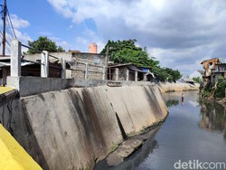 Anies Baswedan Dihukum Banjir Besar di Masa Lalu