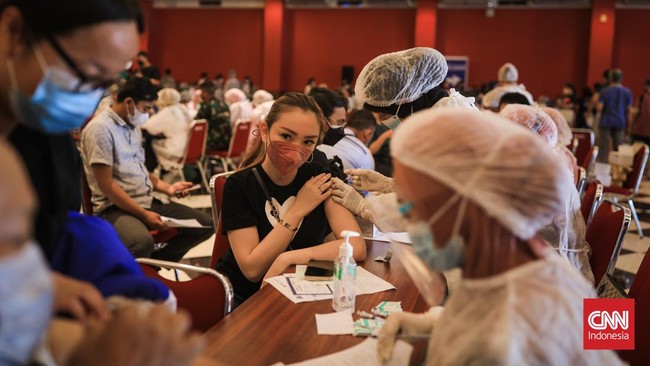 Kemenkes mencatat baru 40 persen dari 514 kabupaten/kota yang sudah memenuhi target capaian 70 persen dari program vaksinasi Covid-19) dosis kedua di Indonesia.