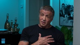 Cerita Seru Kehidupan Sylvester Stallone di Mola Living Live