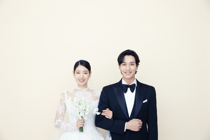 Park Shin Hye dan Choi Tae Joon menikah