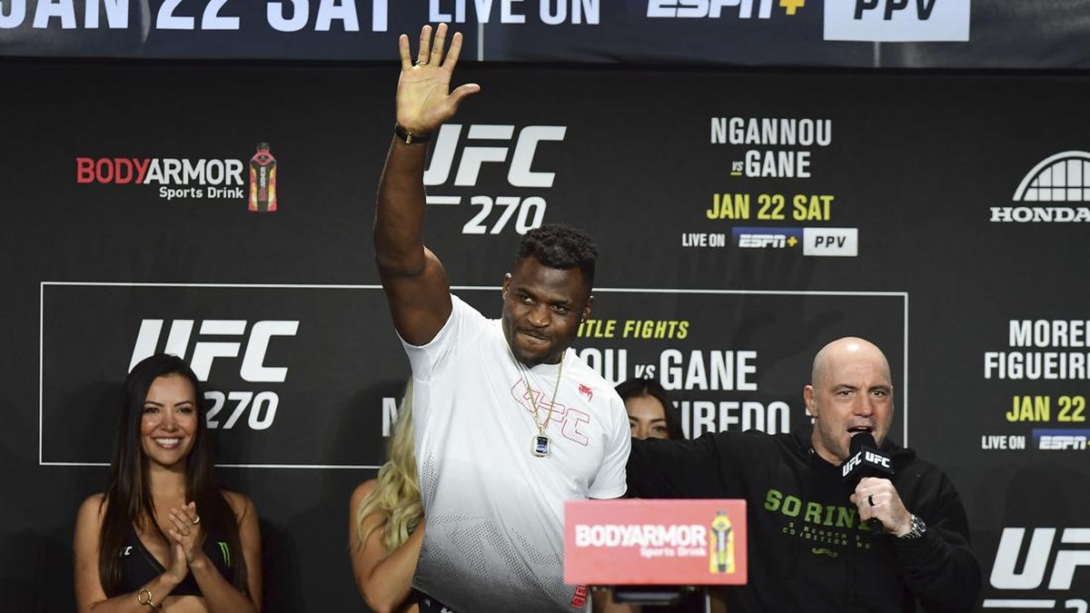 FOTO: Ngannou vs Gane Siap Tempur di UFC 270